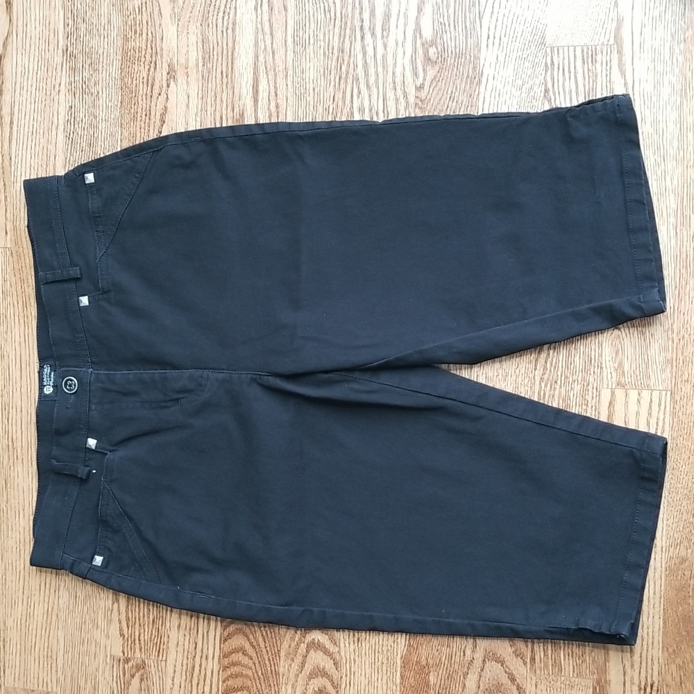 (4) Haggar Clothing Petite Classic Black Cotton Blend Shorts Minimalist Modern